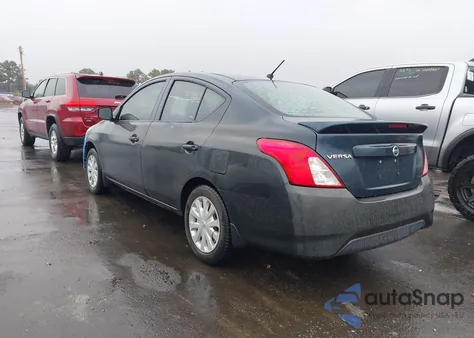 2017 Nissan Versa 1.6 S+ z USA, uszkodzony, nr VIN 3N1CN7AP6HL855063
